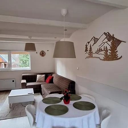 6 Holiday home