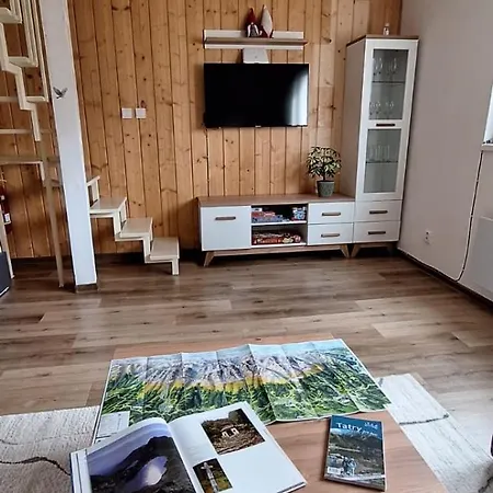 6 * Veľký Slavkov