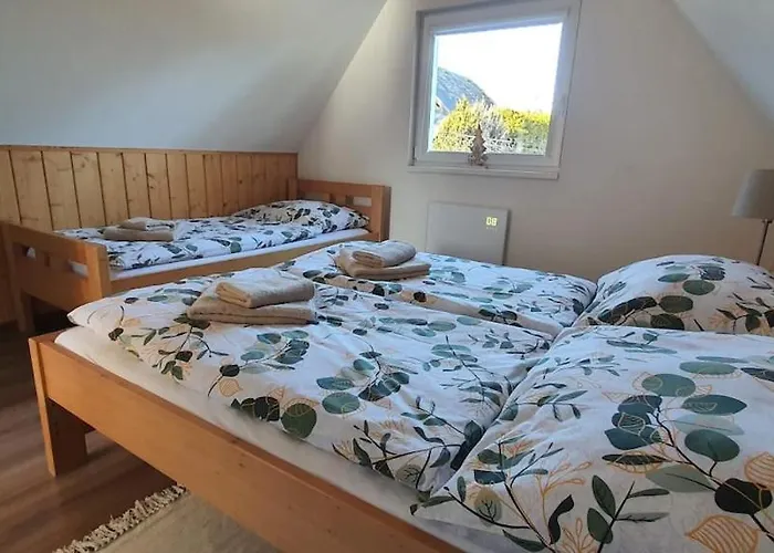 6 * Veľký Slavkov